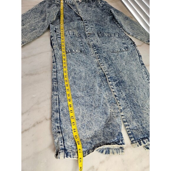 Sundance Long Denim Dress with Distressed Look and Classic Button Front - Medium - Picture 9 of 15